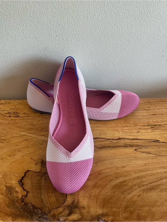 Rothy's Shoes - Rothy's limited edition pink cap-toe design ballet flats.